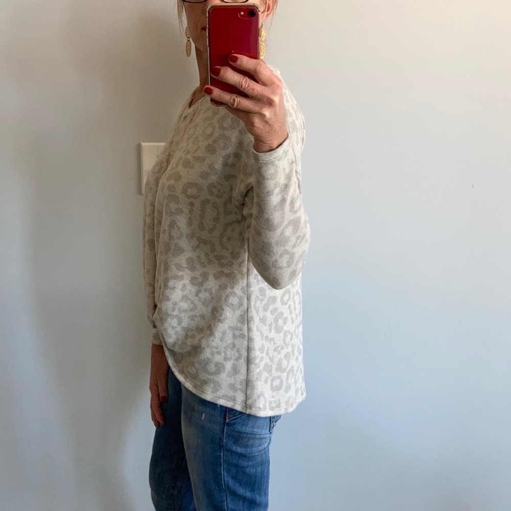 Animal Print, Twist Front Top - Picture 6 of 6